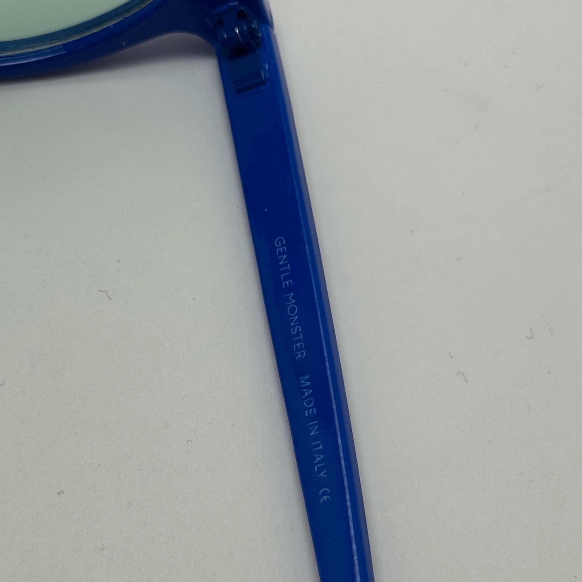 عینک آفتابی و شب گرد جنتل مانستر GENTEL MONSTER آبی عدسی سبز کد 3289