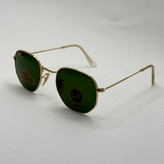 عینک ریبن هگزونال شیشه سنگ سیز فریم طلایی به همراه پک کامل ریبن کد Rayban RB 3548