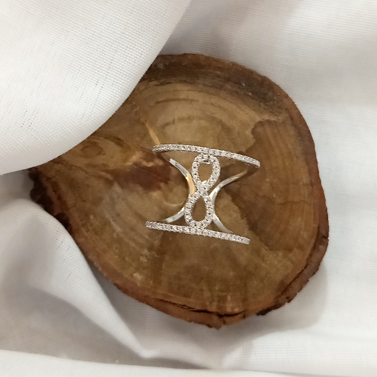 انگشتر بینهایت طرح نقره نگین دار فری سایز