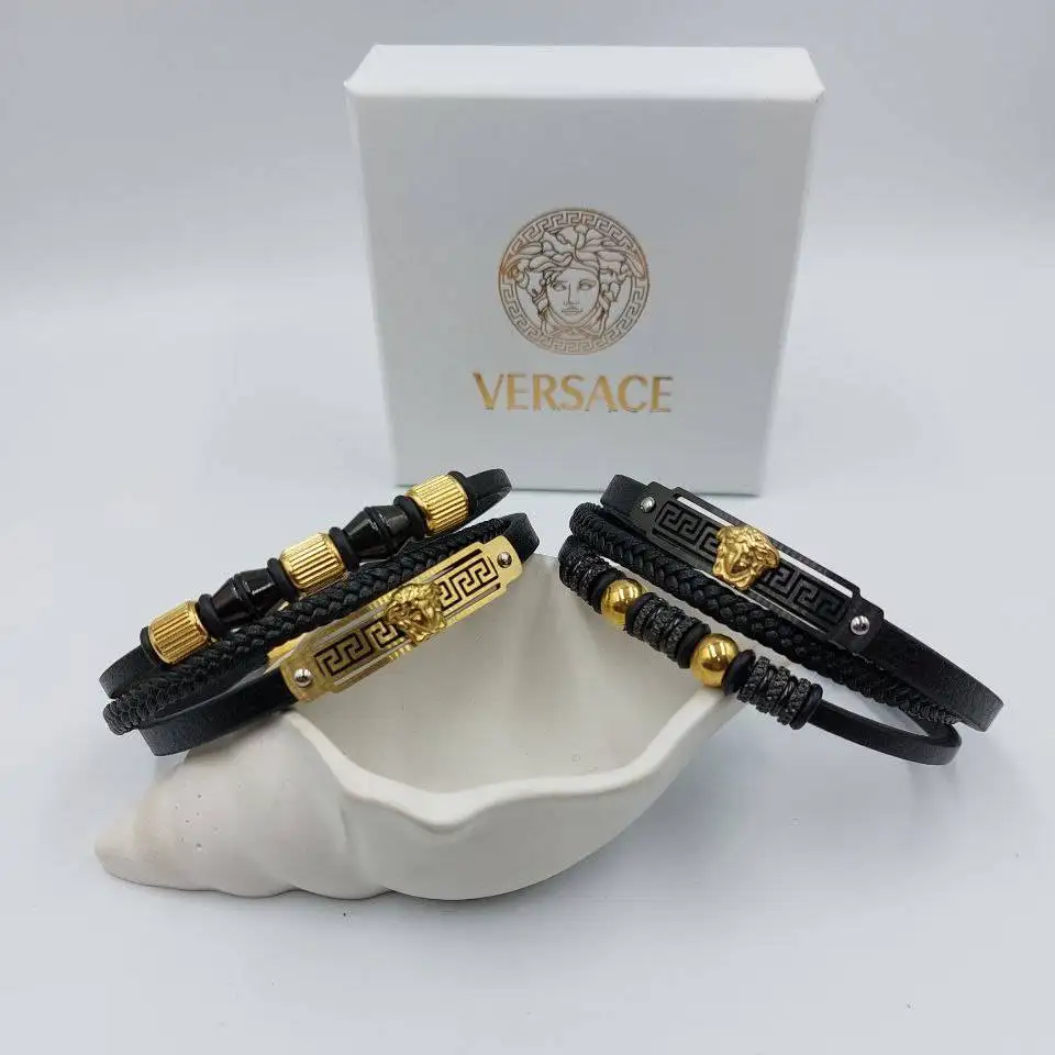 دستبند مردانه چرم و پلاک استیل مدل ورساچ VERSACE سه لاین رنگ ثابت کد amp (پس کرایه)
