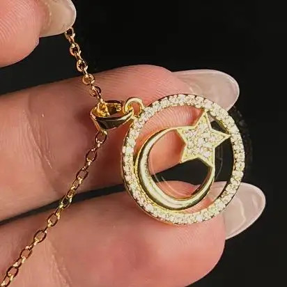 گردنبند و آویز زنانه جواهری طرح حلقه ای ماه و ستاره نگین کاری رنگ طلایی ضد حساسیت رنگ کاملا ثابت کد atk (پس کرایه)