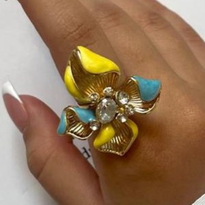 انگشتر میناکاری زنانه طرح گل رنگی freesize در سه رنگ جذاب رنگ ثابت کد sm (پس کرایه)