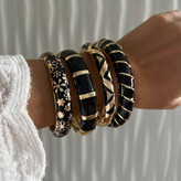 دستبند النگویی و بنگل میناکاری زنانه در تنوع طرح رنگ ثابت کد tj (پس کرایه)