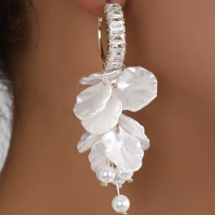 گوشواره آبکاری نقره طرح پولکی تنوع طرح رنگ ثابت کد tj (پس کرایه)