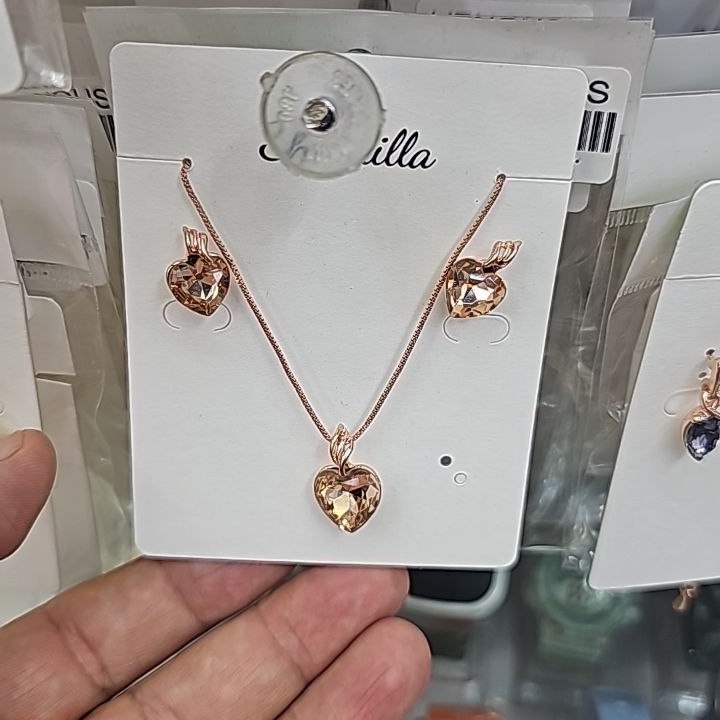 نیم ست گردنبند و گوشواره طرح جواهری طرح نگین سوارفسکی درشت تنوع طرح رنگ ثابت کد vn (پس کرایه)
