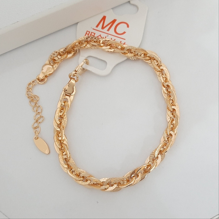 پابند کارتیر رنگ ثابت برند MC با آبکاری طلا و مناسب استفاده مدام ورق بزنید لطفا بزنید