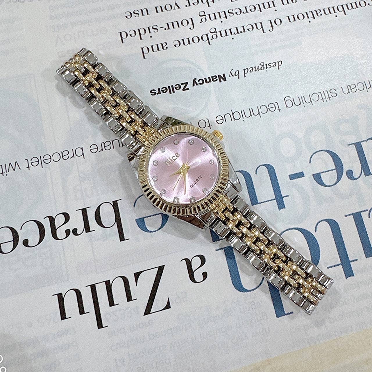 ساعت دخترانه زیبای بند رولکسی نقره ای طلایی مارک معروف نایس Nice باکیفیت ارسال رایگان