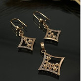 نیم ست طرح طلا زنانه ژوپینگ 1535