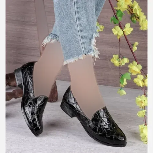 کفش کالج زنانه مدل لیلی جنس ورنی طرح دار سایز 37 تا 40 (3)