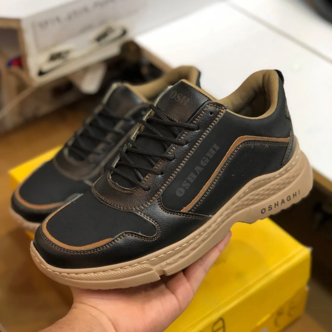 کفش اسپرت مردانه عشاقی مدل OSHAGHI رویه چرم صنعتی با زیره پیو سبک و راحت