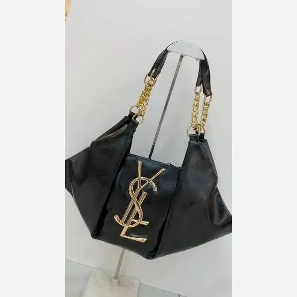 کیف زنانه یاشیل چرم مجلسی و اسپرت در دو رنگ مشکی و شکلاتی