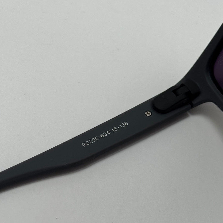 عینک آفتابی پلاریزه هوگو باس HUGO BOSS طوسی مشکی کد 2205 - عینک رانندگی (ارسال رایگان)