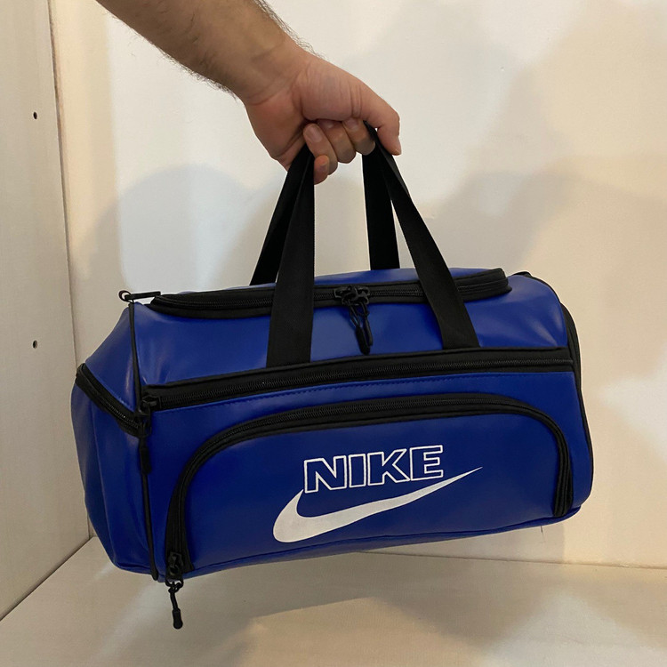 ساک ورزشی برند Nike ،جاکفشی دار(پس کرایه)