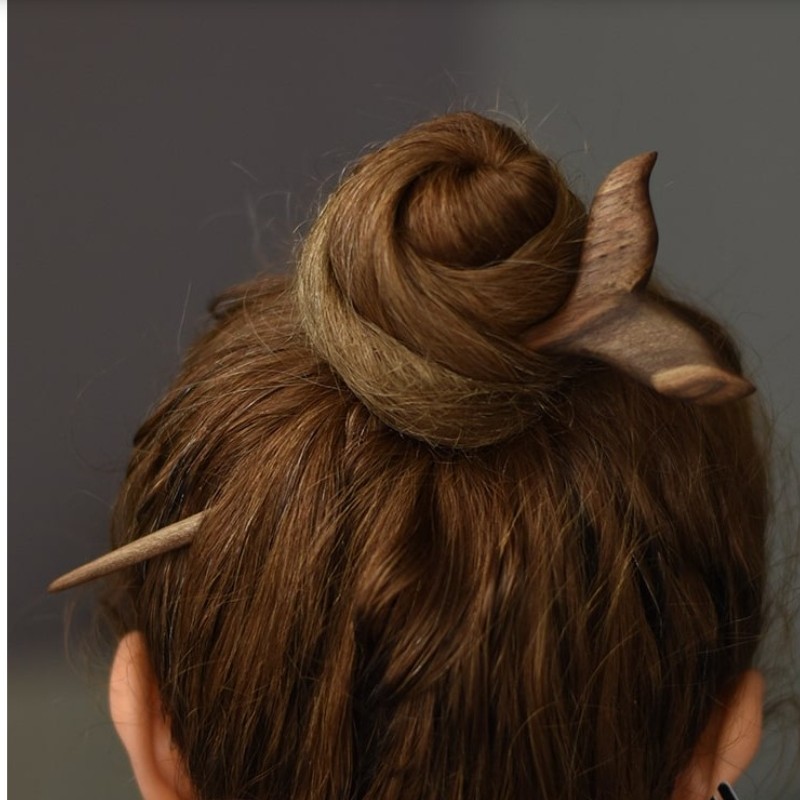 پین چوبی مو طرح نهنگ