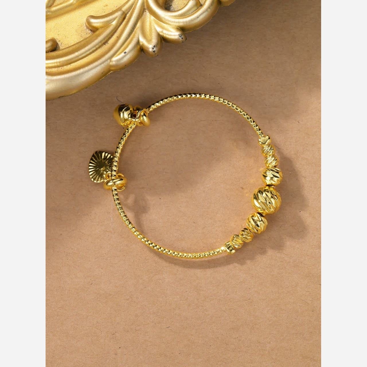 بنگل آلبرنادو طلاروس زنانه و بچگانه