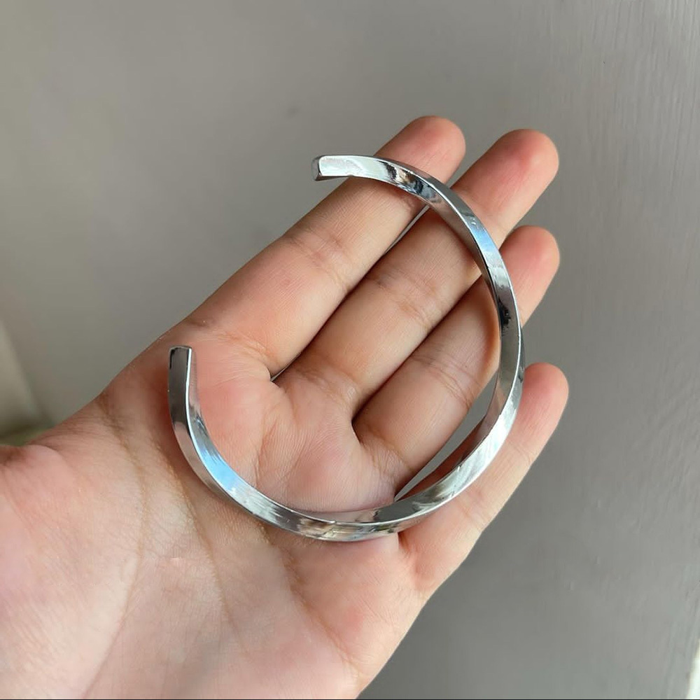 ست گردنبند و بنگل پیچ